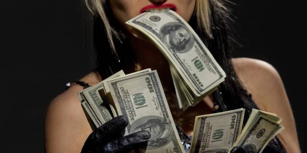 Financial Domination Escorts in Berlin